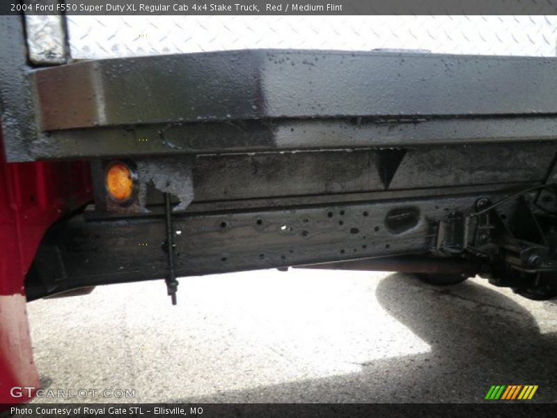 Red / Medium Flint 2004 Ford F550 Super Duty XL Regular Cab 4x4 Stake Truck