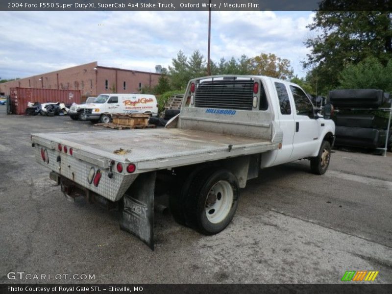 Oxford White / Medium Flint 2004 Ford F550 Super Duty XL SuperCab 4x4 Stake Truck