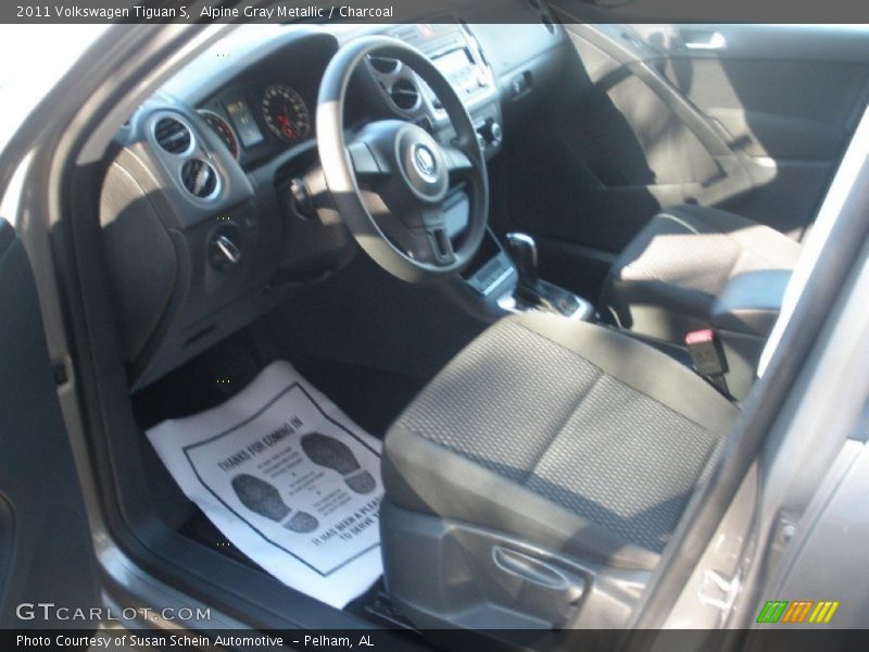 Alpine Gray Metallic / Charcoal 2011 Volkswagen Tiguan S