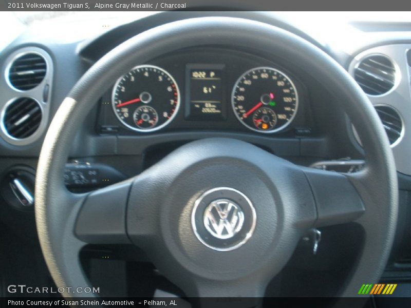 Alpine Gray Metallic / Charcoal 2011 Volkswagen Tiguan S