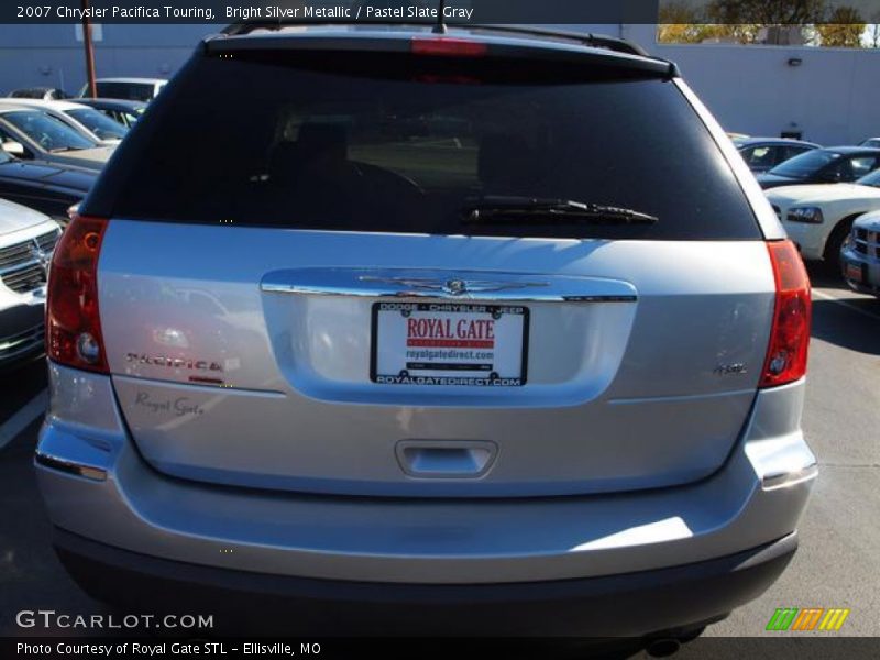 Bright Silver Metallic / Pastel Slate Gray 2007 Chrysler Pacifica Touring