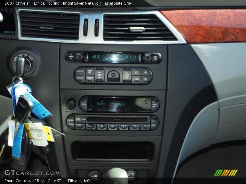 Bright Silver Metallic / Pastel Slate Gray 2007 Chrysler Pacifica Touring