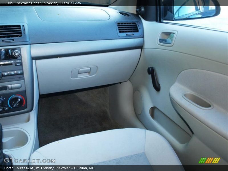 Black / Gray 2009 Chevrolet Cobalt LS Sedan