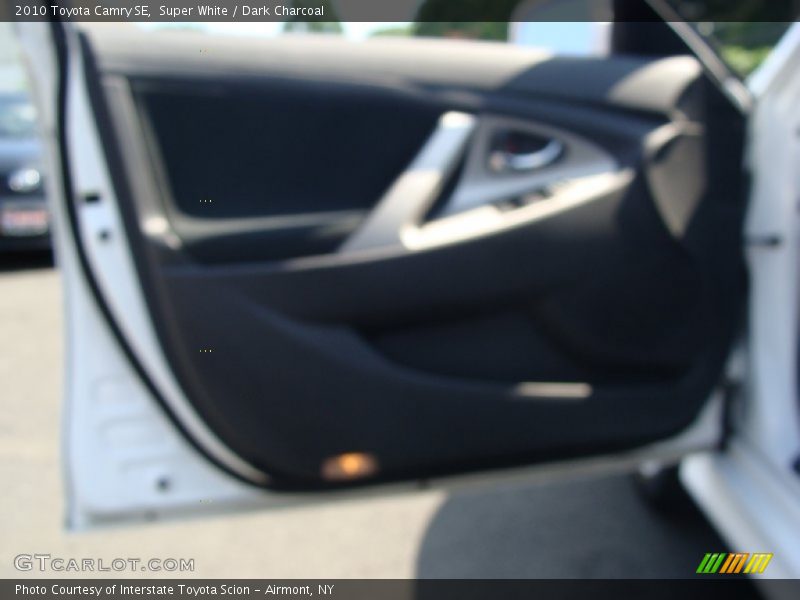 Super White / Dark Charcoal 2010 Toyota Camry SE