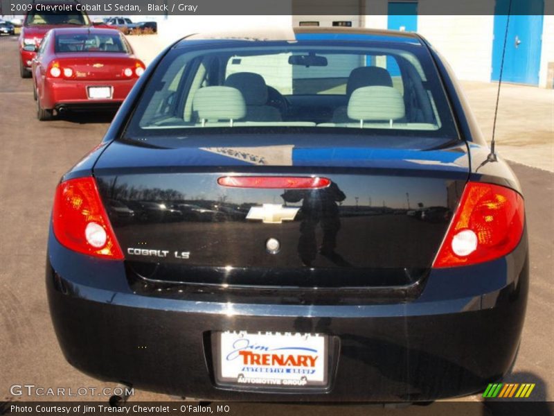 Black / Gray 2009 Chevrolet Cobalt LS Sedan