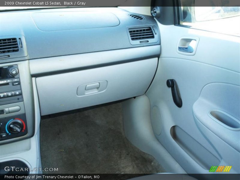Black / Gray 2009 Chevrolet Cobalt LS Sedan