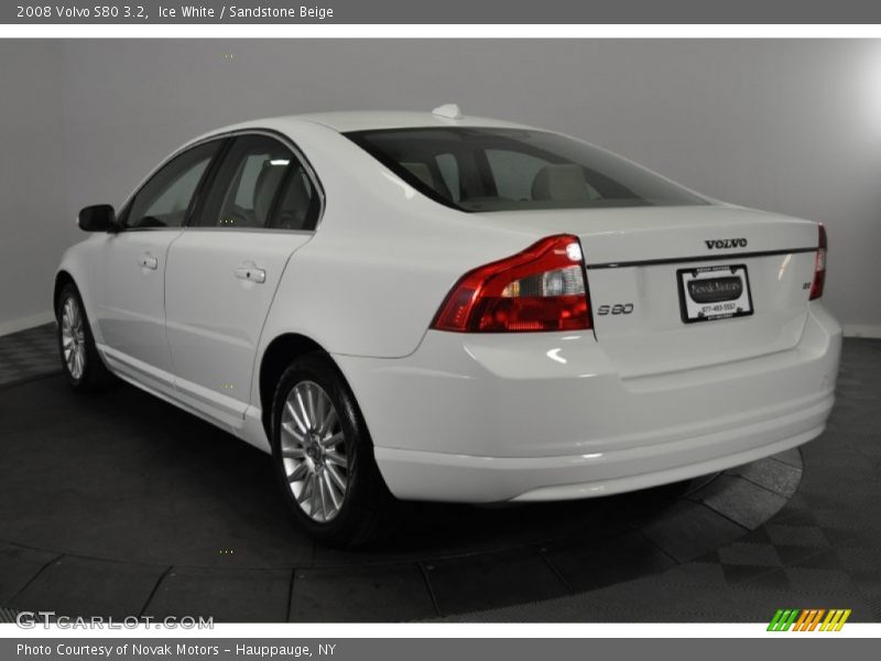 Ice White / Sandstone Beige 2008 Volvo S80 3.2