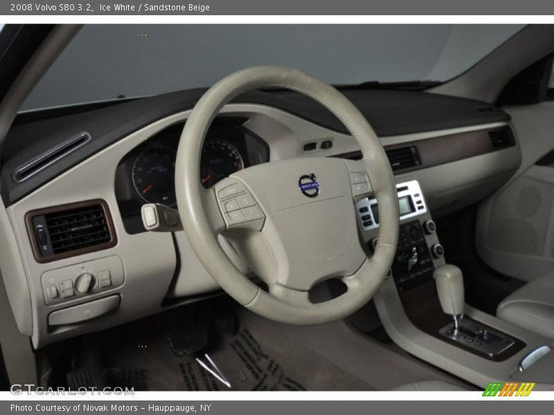 Ice White / Sandstone Beige 2008 Volvo S80 3.2