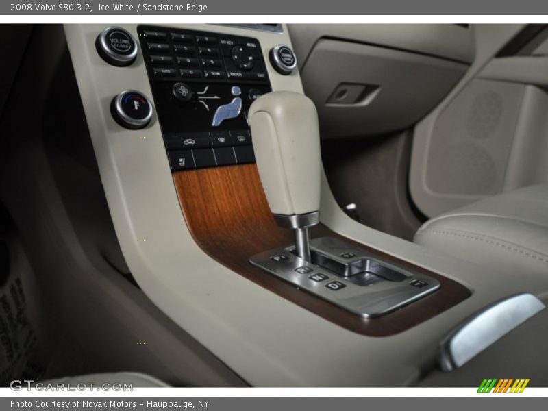 Ice White / Sandstone Beige 2008 Volvo S80 3.2