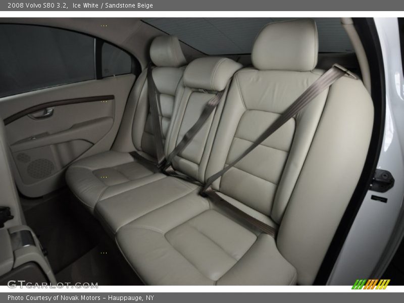 Ice White / Sandstone Beige 2008 Volvo S80 3.2
