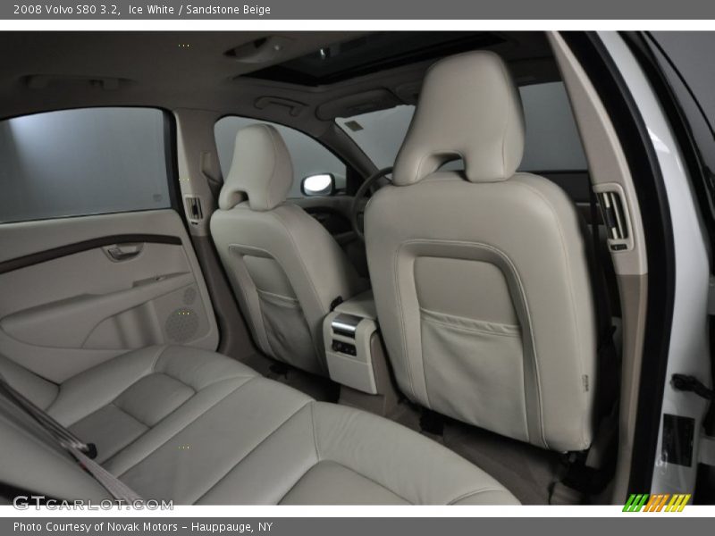 Ice White / Sandstone Beige 2008 Volvo S80 3.2