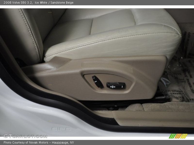 Ice White / Sandstone Beige 2008 Volvo S80 3.2