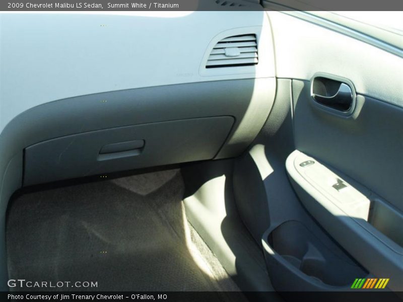 Summit White / Titanium 2009 Chevrolet Malibu LS Sedan