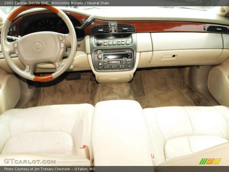 Bronzemist Metallic / Neutral Shale 2002 Cadillac DeVille DHS