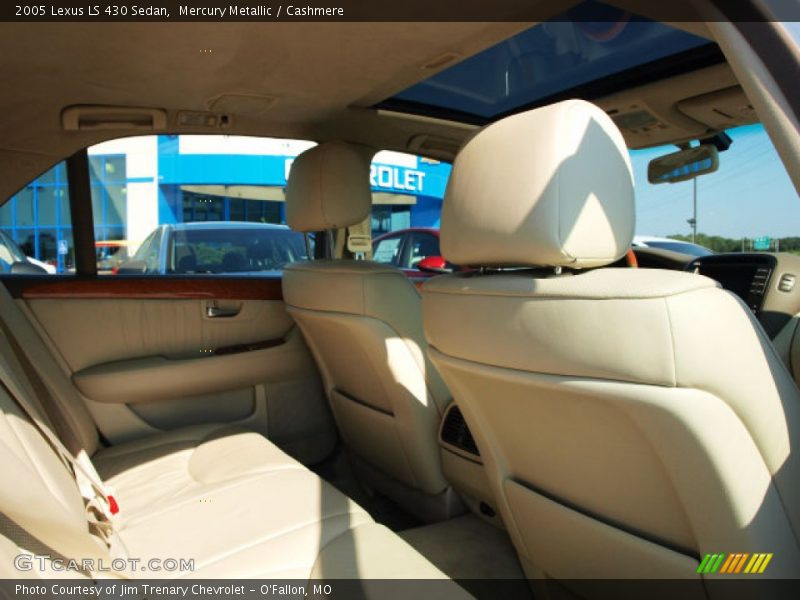 Mercury Metallic / Cashmere 2005 Lexus LS 430 Sedan