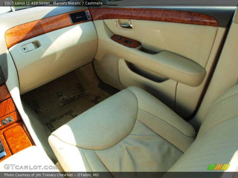 Mercury Metallic / Cashmere 2005 Lexus LS 430 Sedan