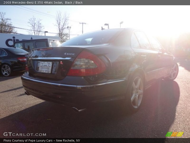 Black / Black 2009 Mercedes-Benz E 350 4Matic Sedan