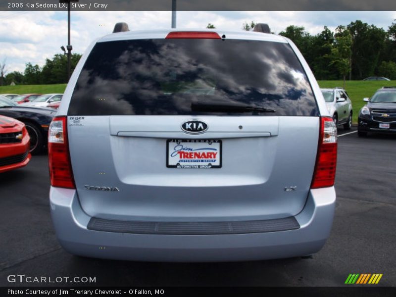 Silver / Gray 2006 Kia Sedona LX