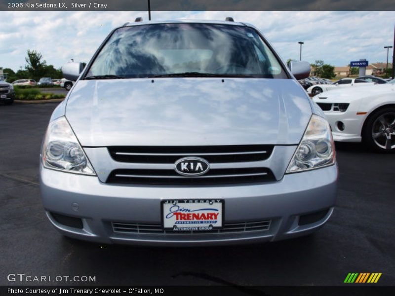 Silver / Gray 2006 Kia Sedona LX