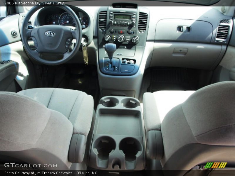 Silver / Gray 2006 Kia Sedona LX