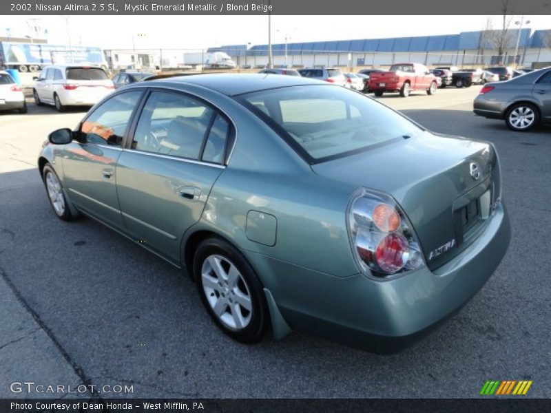 Mystic Emerald Metallic / Blond Beige 2002 Nissan Altima 2.5 SL
