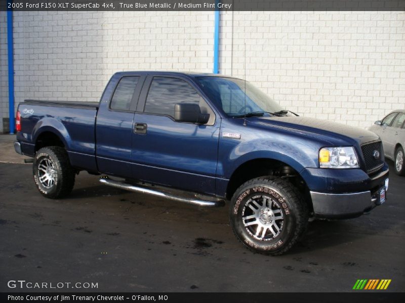 True Blue Metallic / Medium Flint Grey 2005 Ford F150 XLT SuperCab 4x4