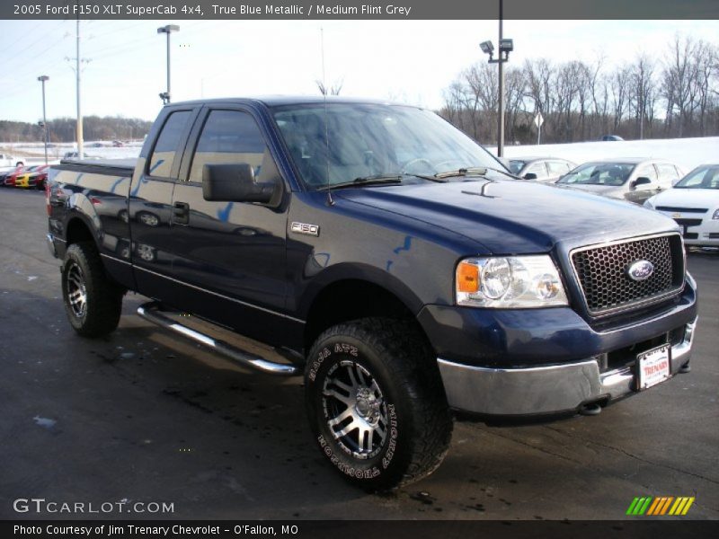 True Blue Metallic / Medium Flint Grey 2005 Ford F150 XLT SuperCab 4x4