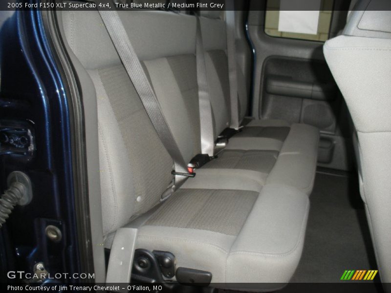 True Blue Metallic / Medium Flint Grey 2005 Ford F150 XLT SuperCab 4x4