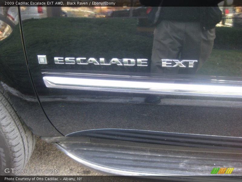 Black Raven / Ebony/Ebony 2009 Cadillac Escalade EXT AWD