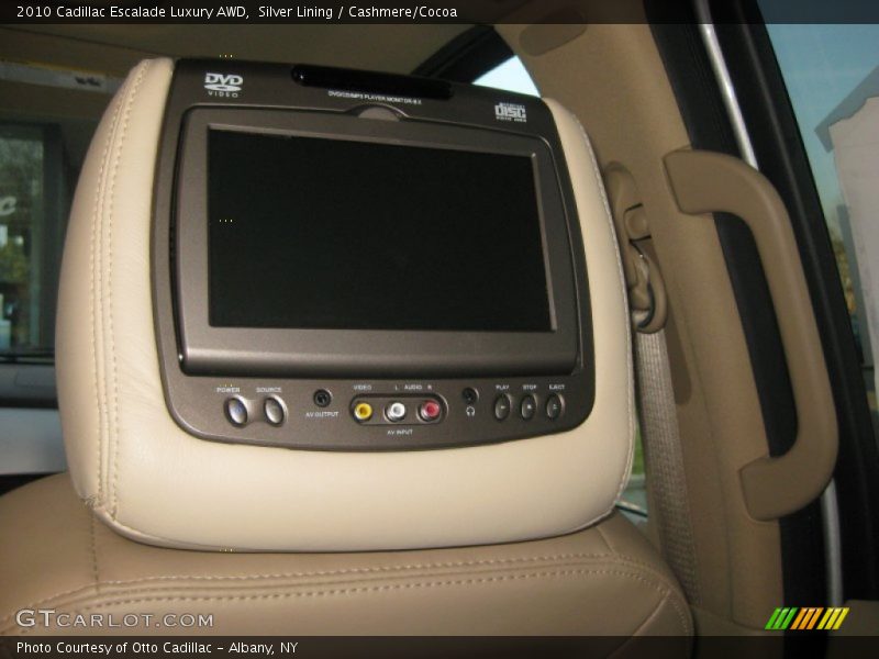 Silver Lining / Cashmere/Cocoa 2010 Cadillac Escalade Luxury AWD