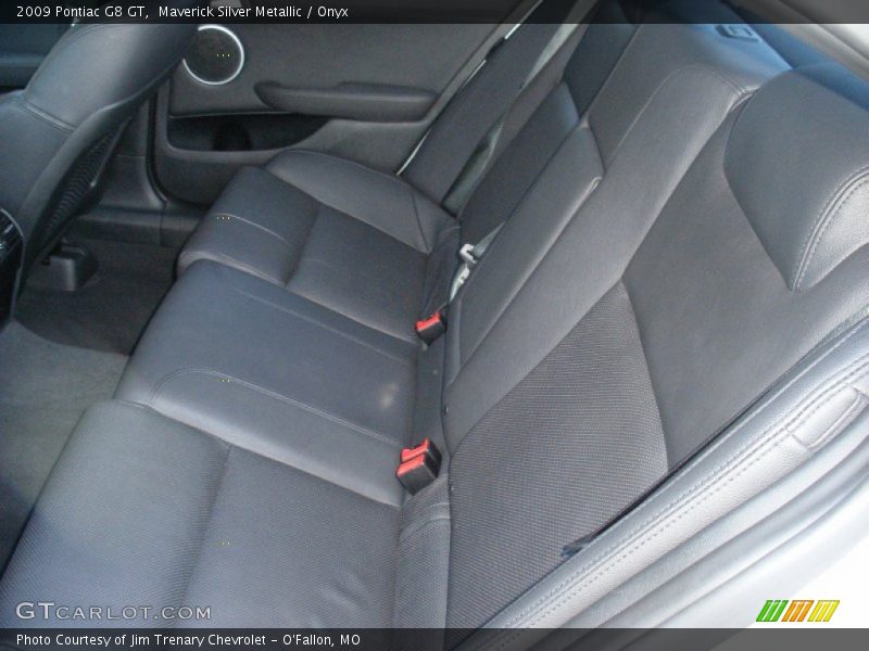 Maverick Silver Metallic / Onyx 2009 Pontiac G8 GT