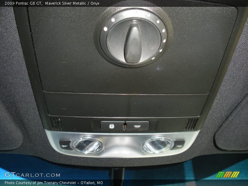 Maverick Silver Metallic / Onyx 2009 Pontiac G8 GT