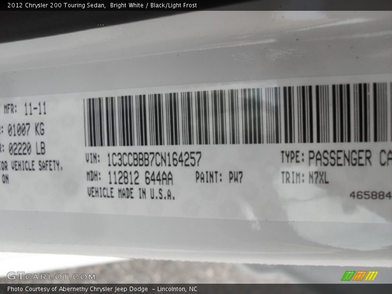 Bright White / Black/Light Frost 2012 Chrysler 200 Touring Sedan
