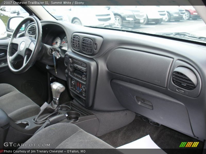 Dashboard of 2007 TrailBlazer SS