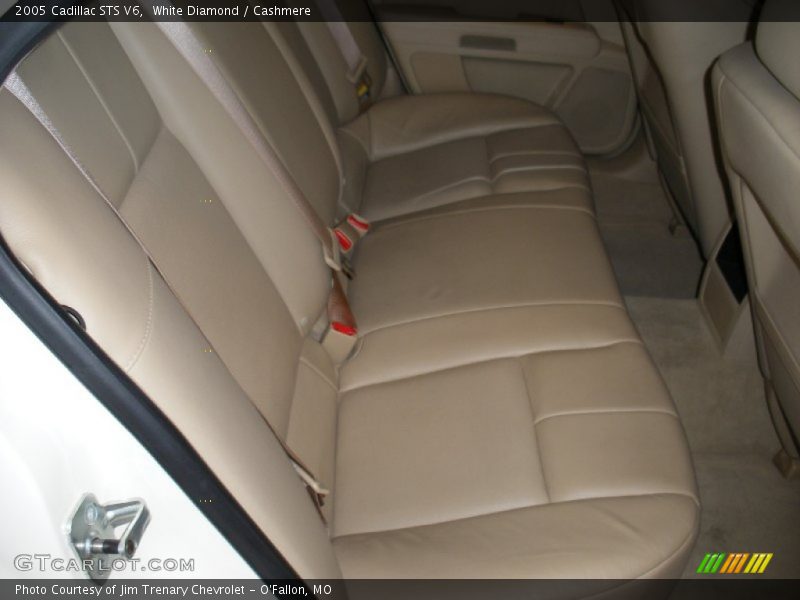 White Diamond / Cashmere 2005 Cadillac STS V6