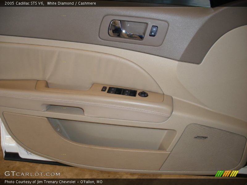 White Diamond / Cashmere 2005 Cadillac STS V6