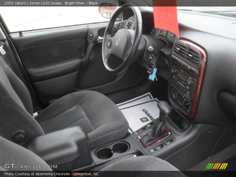 Bright Silver / Black 2002 Saturn L Series L300 Sedan