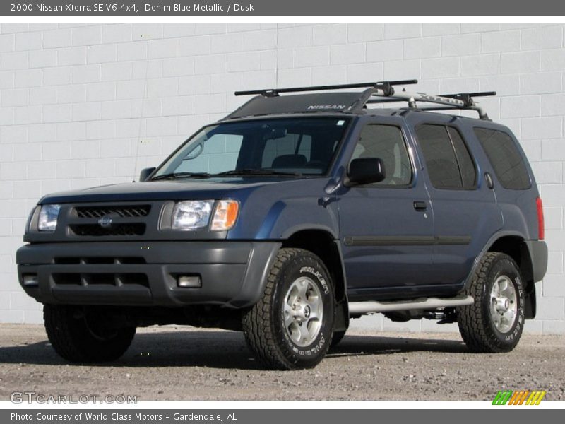 Front 3/4 View of 2000 Xterra SE V6 4x4