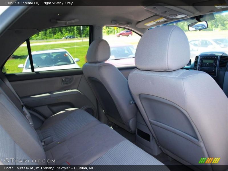 Bright Silver / Gray 2009 Kia Sorento LX