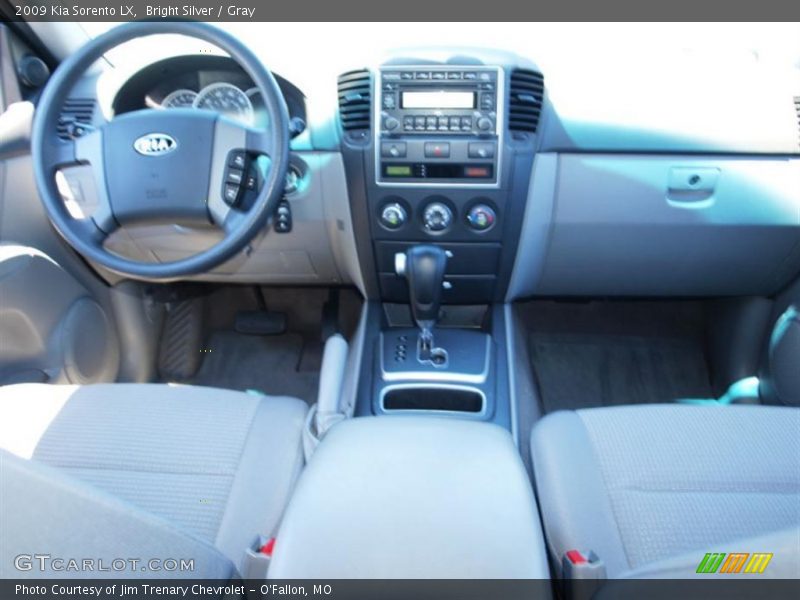 Bright Silver / Gray 2009 Kia Sorento LX
