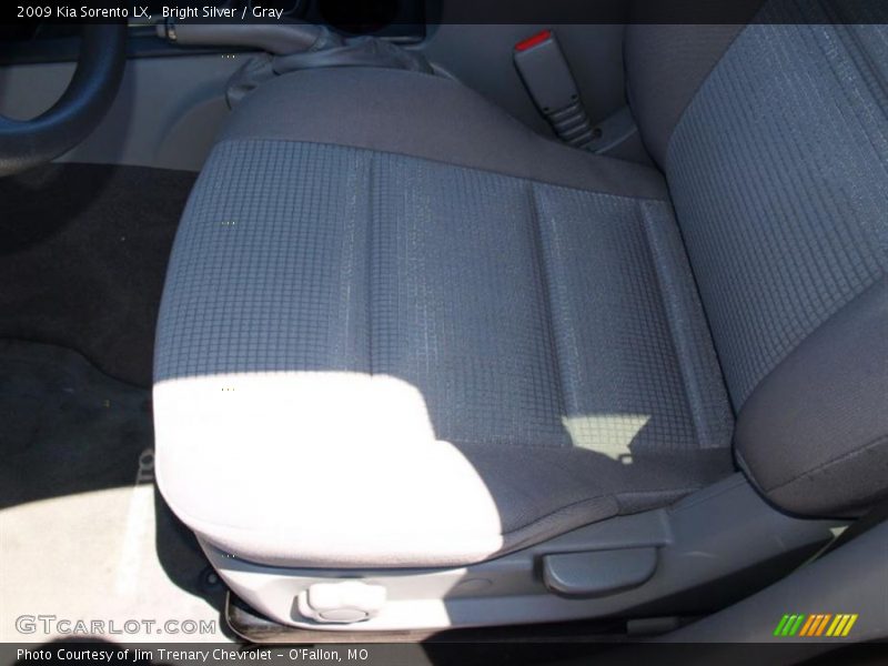 Bright Silver / Gray 2009 Kia Sorento LX