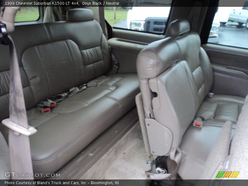  1999 Suburban K1500 LT 4x4 Neutral Interior