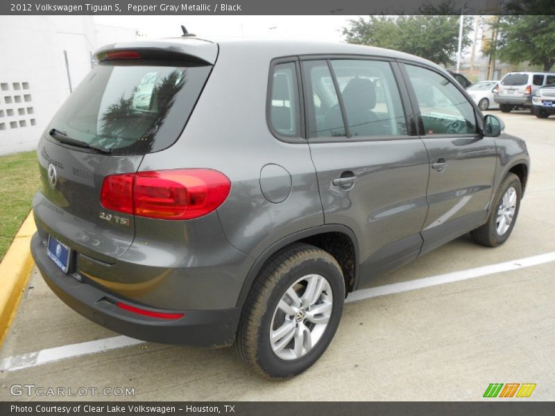 Pepper Gray Metallic / Black 2012 Volkswagen Tiguan S