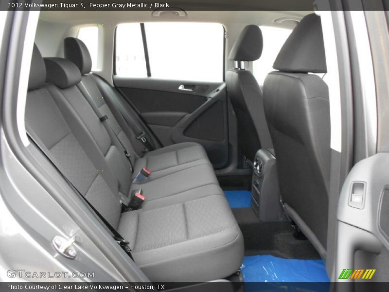 Pepper Gray Metallic / Black 2012 Volkswagen Tiguan S