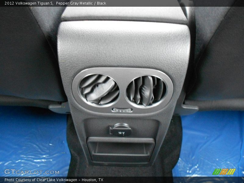 Pepper Gray Metallic / Black 2012 Volkswagen Tiguan S