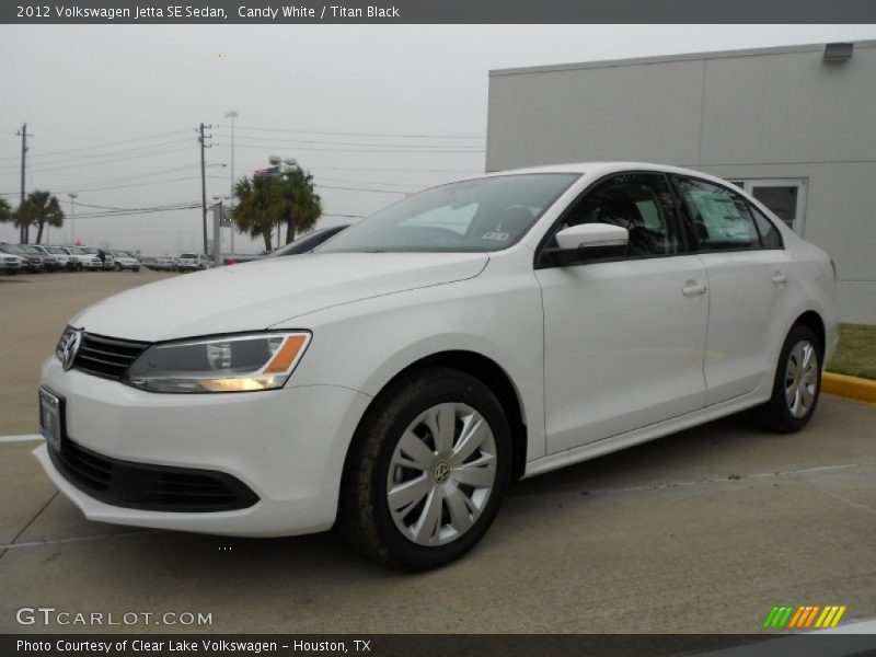 Candy White / Titan Black 2012 Volkswagen Jetta SE Sedan