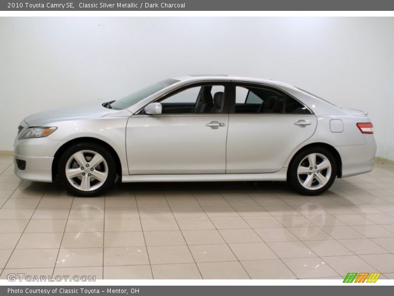 Classic Silver Metallic / Dark Charcoal 2010 Toyota Camry SE