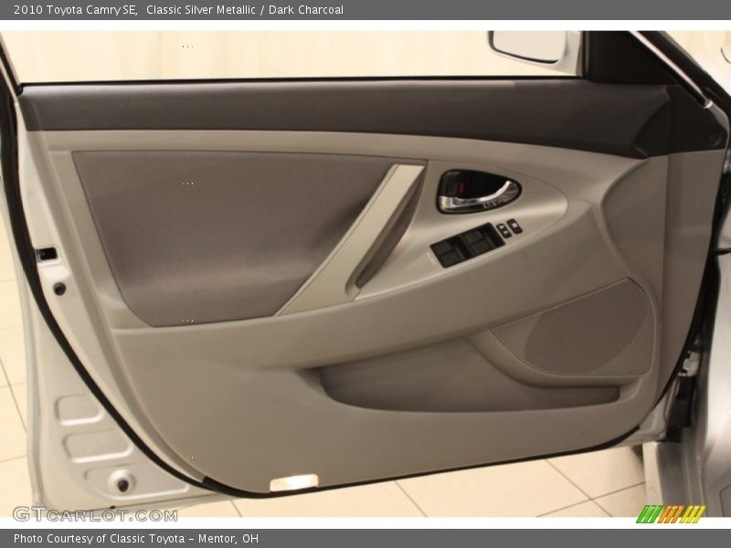 Classic Silver Metallic / Dark Charcoal 2010 Toyota Camry SE
