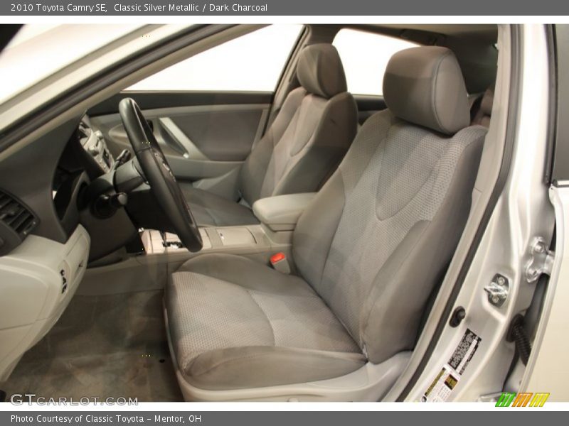 Classic Silver Metallic / Dark Charcoal 2010 Toyota Camry SE