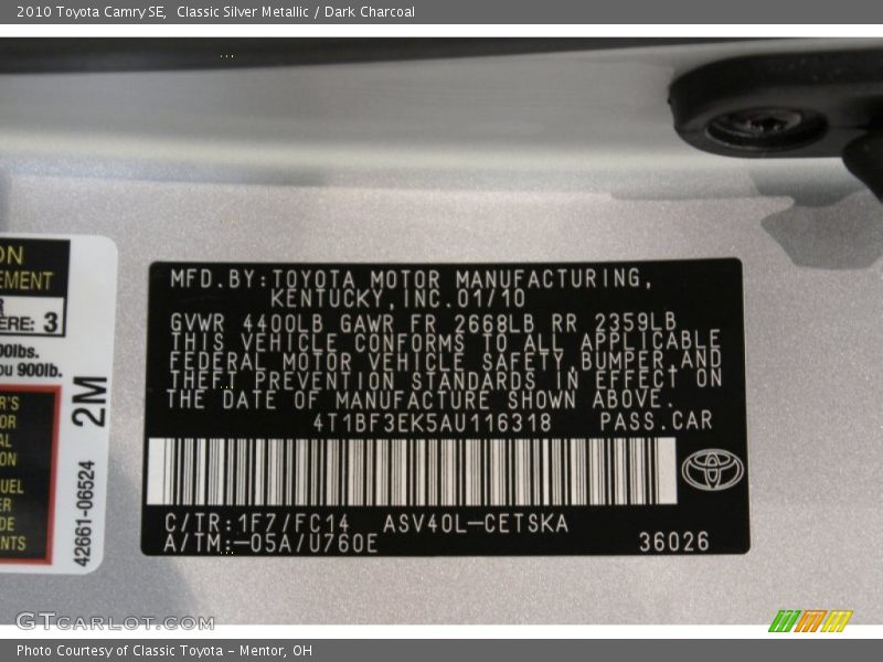 Classic Silver Metallic / Dark Charcoal 2010 Toyota Camry SE